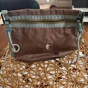 Cotopaxi Lightweight 2 L Crossbody Bag